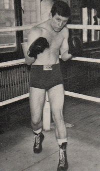 Mick Hussey boxer