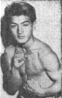 Carl Arakaki boxeur
