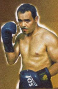 Kamel Ikene boxer