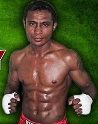 Noldi Manakane boxer