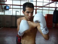 Alberto Garza boxeador
