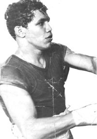 Nelson Ruiz boxer