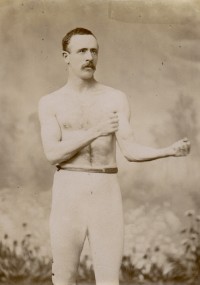 Tom McAlpine boxer