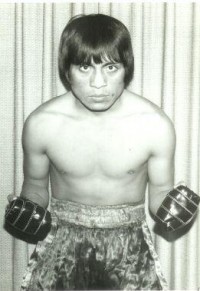 Roberto Indio Toxtle boxer