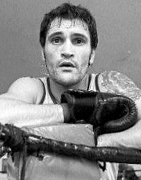 Jorge Araujo boxer