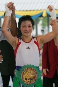 Nanako Kikuchi boxer