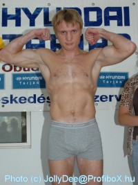Arek Malek boxer