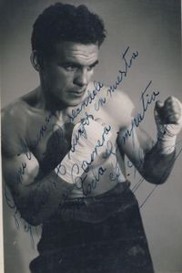 Estanislao Llacer boxer