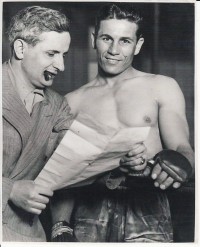 Tommy Warren boxer