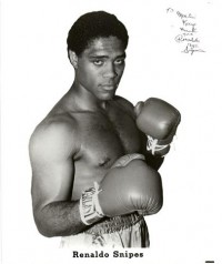 Renaldo Snipes boxer