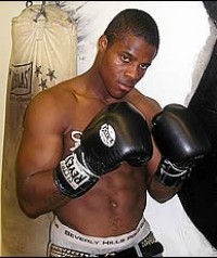 Ehinomen Ehikhamenor boxer