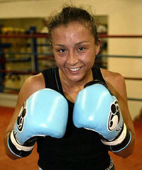 Monica Lovato boxer