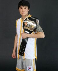 Young Gil Bae boxer
