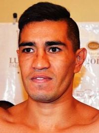 Hector David Saldivia boxer