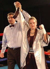 Molly McConnell boxeador