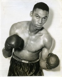 Willie James boxer
