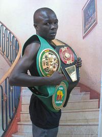 Sande Otieno boxeador