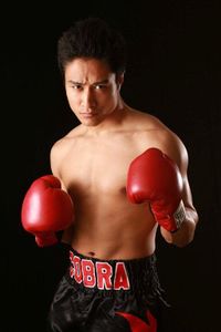 Cobra Suwa boxeador