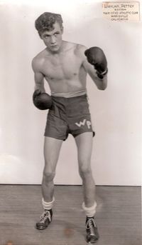 Waylan Pettey boxer