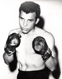 Luis Molina boxer