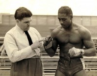 Lou Brooks boxer