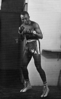 Nojeen Adigun boxer