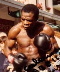 Moussa Kassongo Mukandjo boxer
