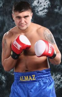 Alex Mazikin boxeur