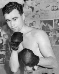 Malcolm Ames boxer