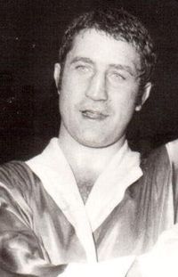 Mario Almanzo boxer