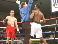 Mike Gonzalez boxer