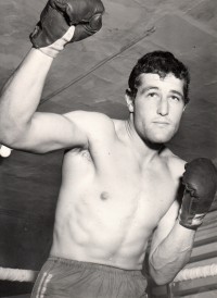 Ron Barton boxer