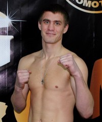 Artem Redko boxer