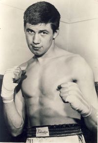 Gordon McAteer boxer