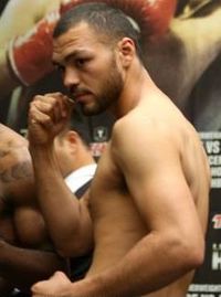 Alfredo Contreras boxer