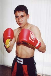 Marat Mazimbayev boxer