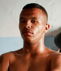 Adailton Dos Santos boxer