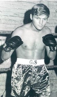 Johnny Coiley boxer