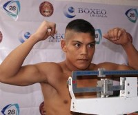 Arturo Camargo boxer