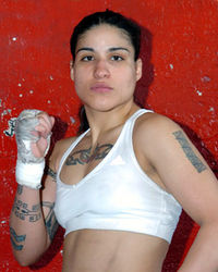 Melissa Hernandez boxer