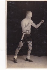 Joe Perks boxer