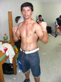 Cesar Leonardo Telechea boxeur