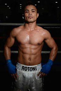 Jayson Rotoni boxer