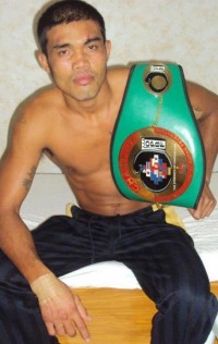 Romeo Jakosalem boxer