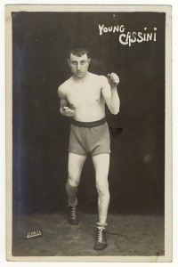 Young Cassini boxeador