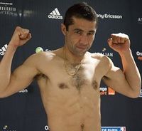 Nedim Kara boxeador