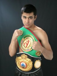 Sherzod Khusanov boxer