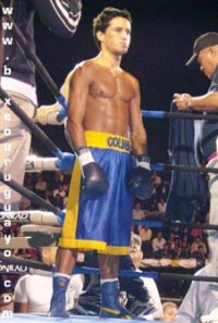 Cristian Torres boxer