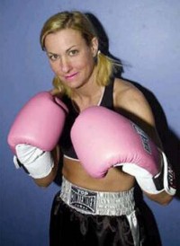 Monique Duval boxer