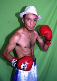 Christian Esquivel boxer